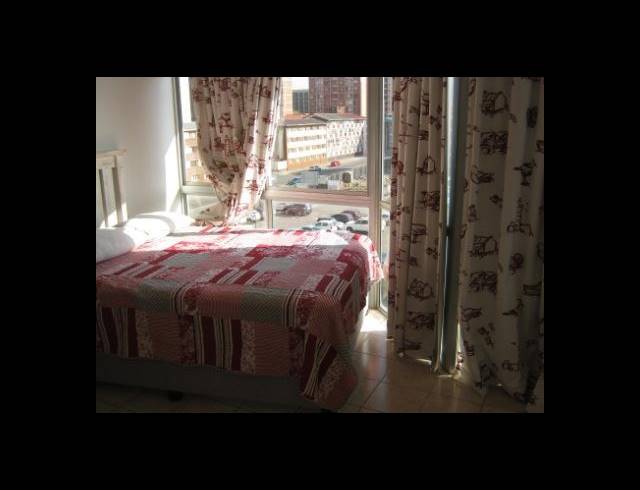 2 BEDROOM APARTMENT TO LET IN SOUTH BEACH